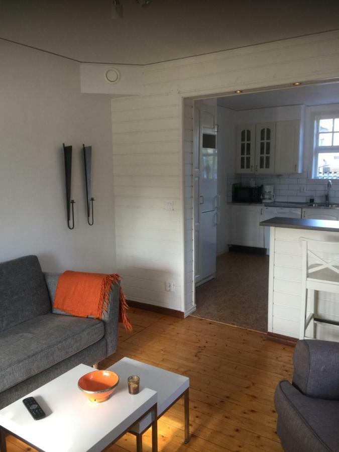 Farbror Alfreds Sjoeutsikt Apartment Kopingsvik Ngoại thất bức ảnh